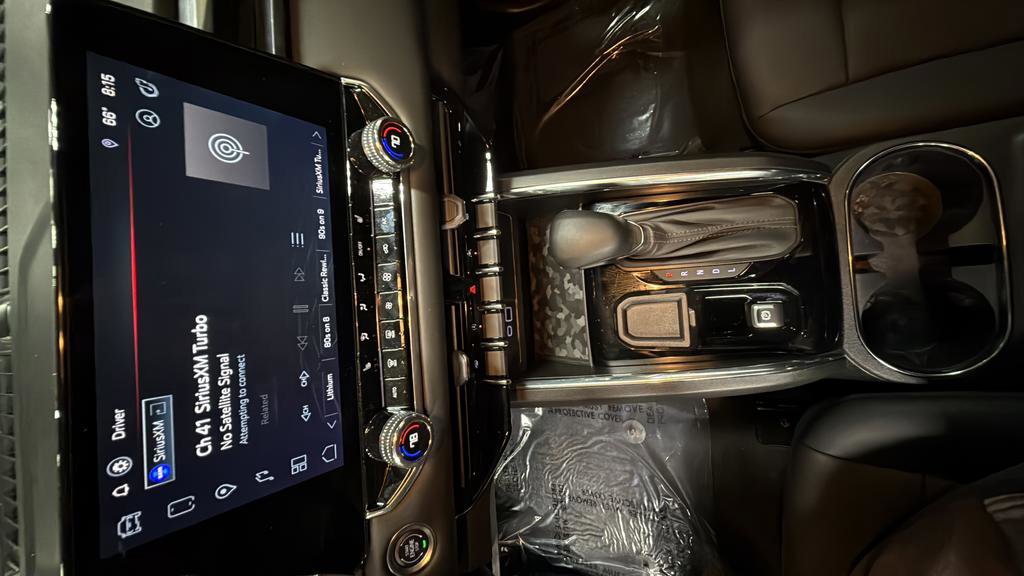 Used 2024 GMC Canyon Elevation w/ Elevation Premium Package image 30