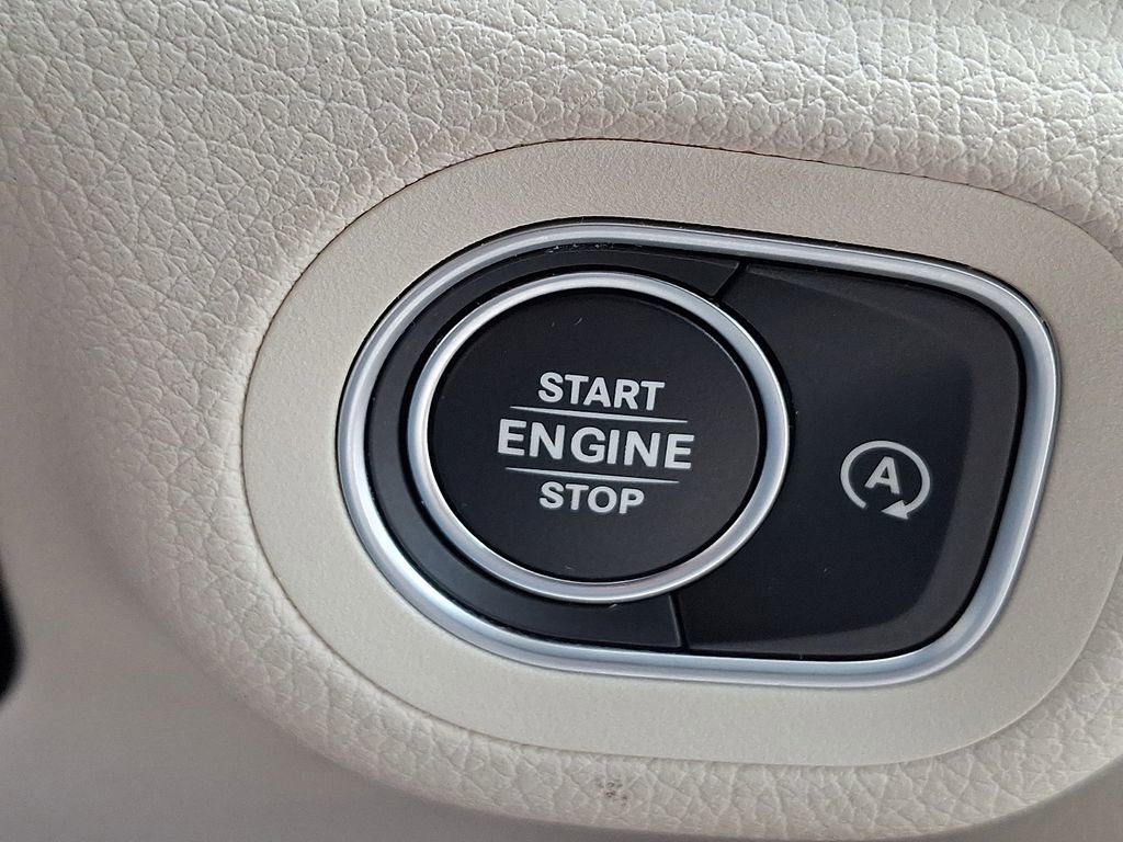 Used 2023 Mercedes-Benz GLE 350 4MATIC image 25