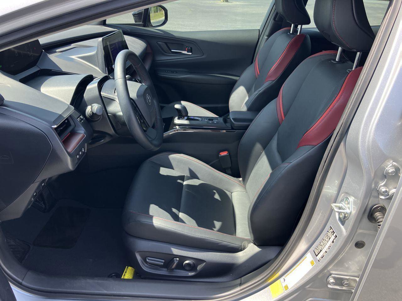 Used 2024 Toyota Prius Prime image 12