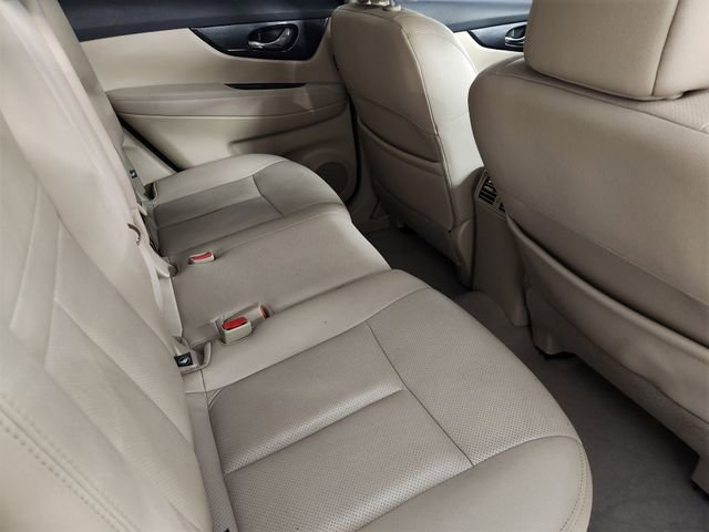 Used 2016 Nissan Rogue SL w/ SL Premium Package image 31