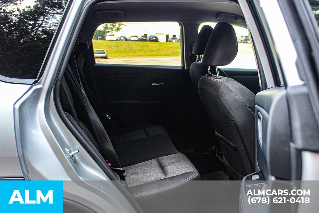 Used 2025 Nissan Rogue SV FWD image 17