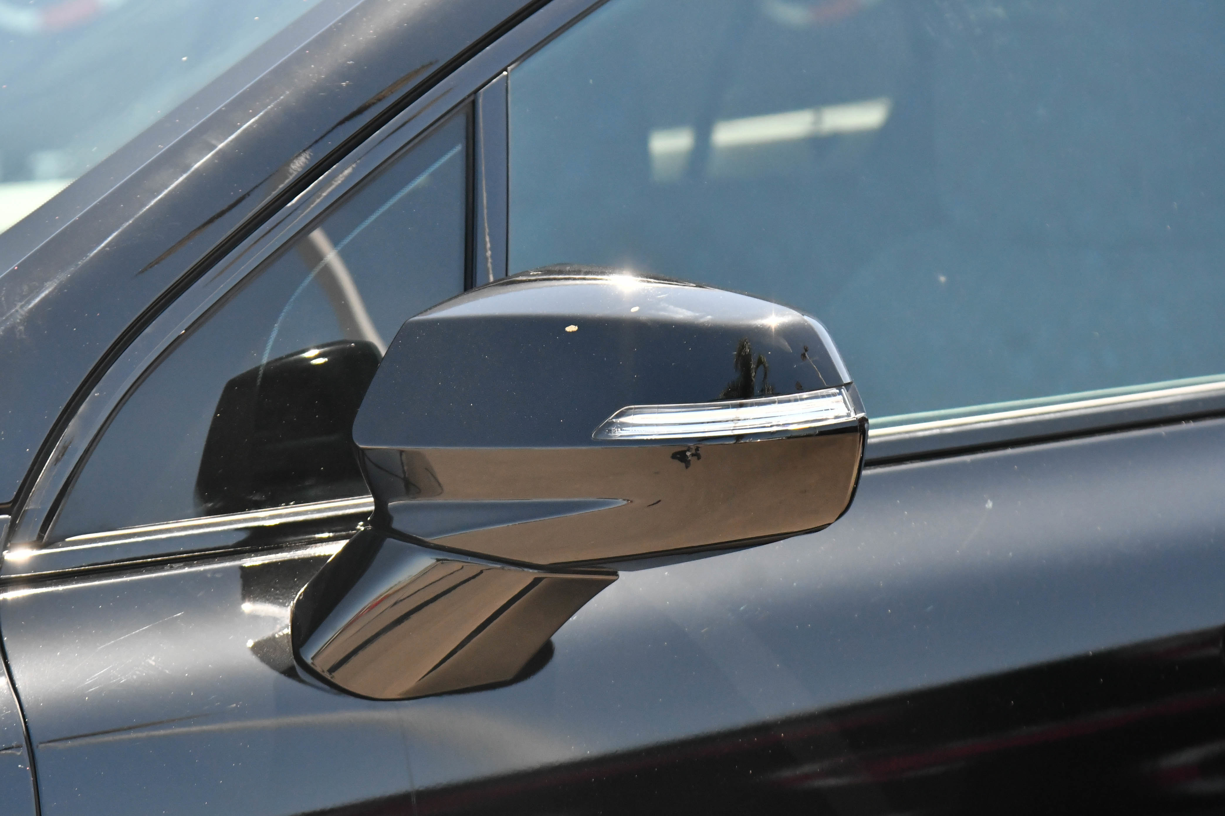 Used 2024 Honda Prologue EX image 13