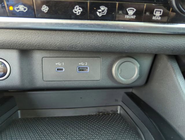 Certified 2023 Nissan Rogue SV w/ SV Premium B Package FWD image 34