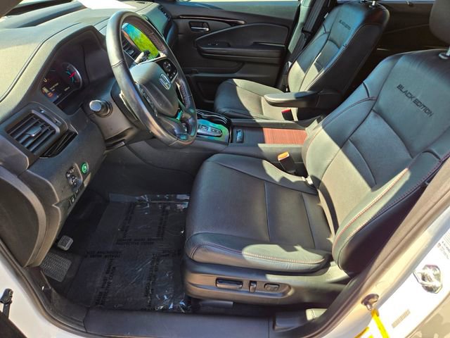 Certified 2022 Honda Pilot Black Edition image 13