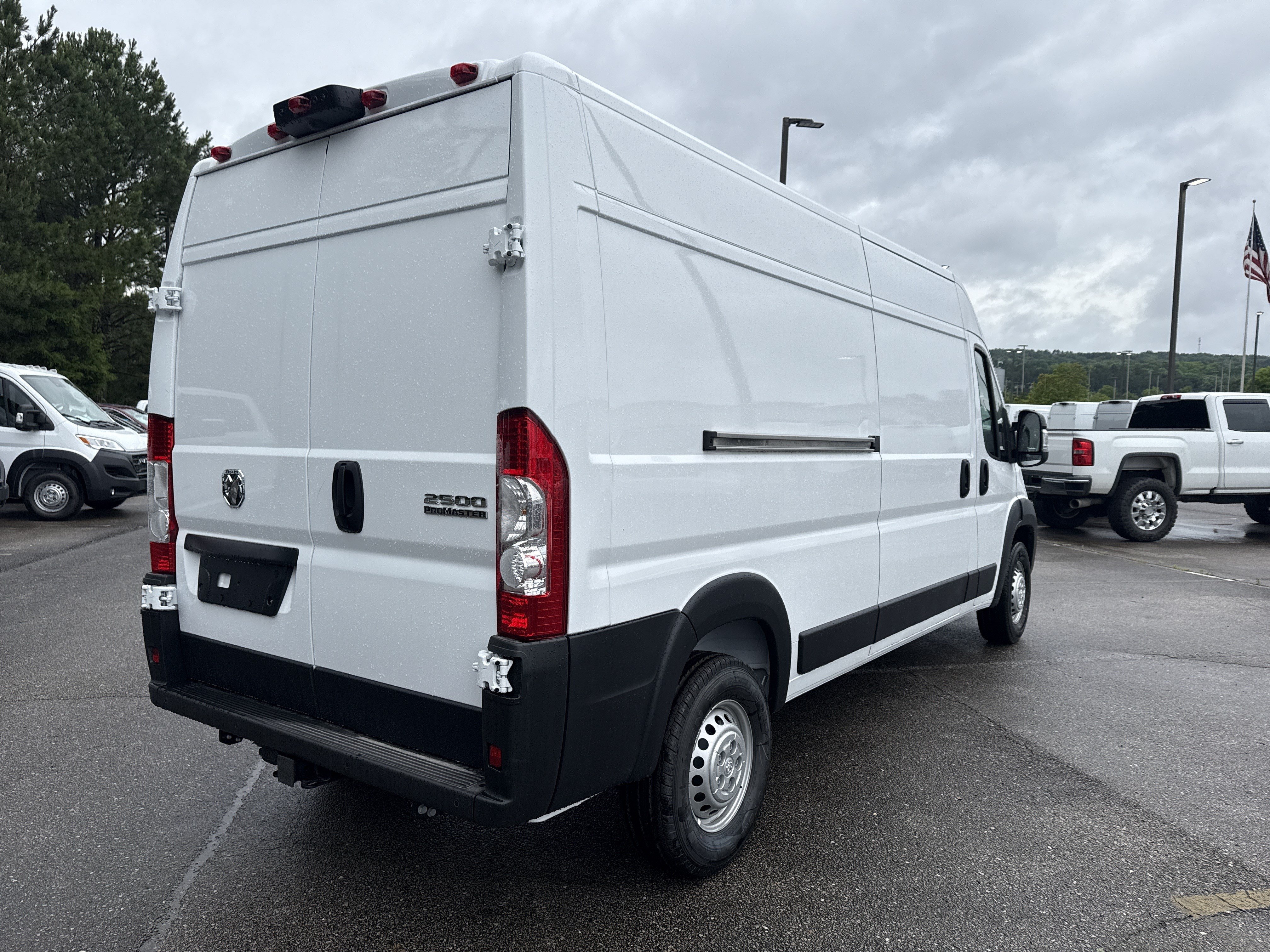 New 2026 RAM ProMaster 2500 w/ Safety Group FWD image 7