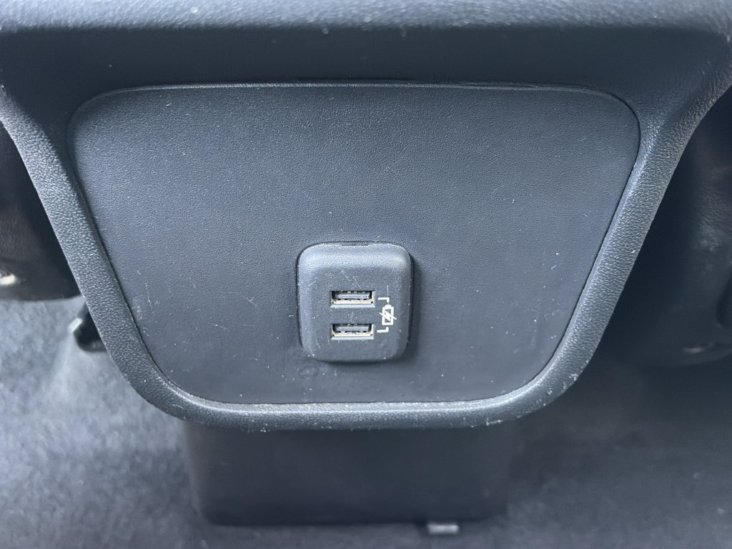 Used 2021 Chevrolet Equinox LT FWD image 20