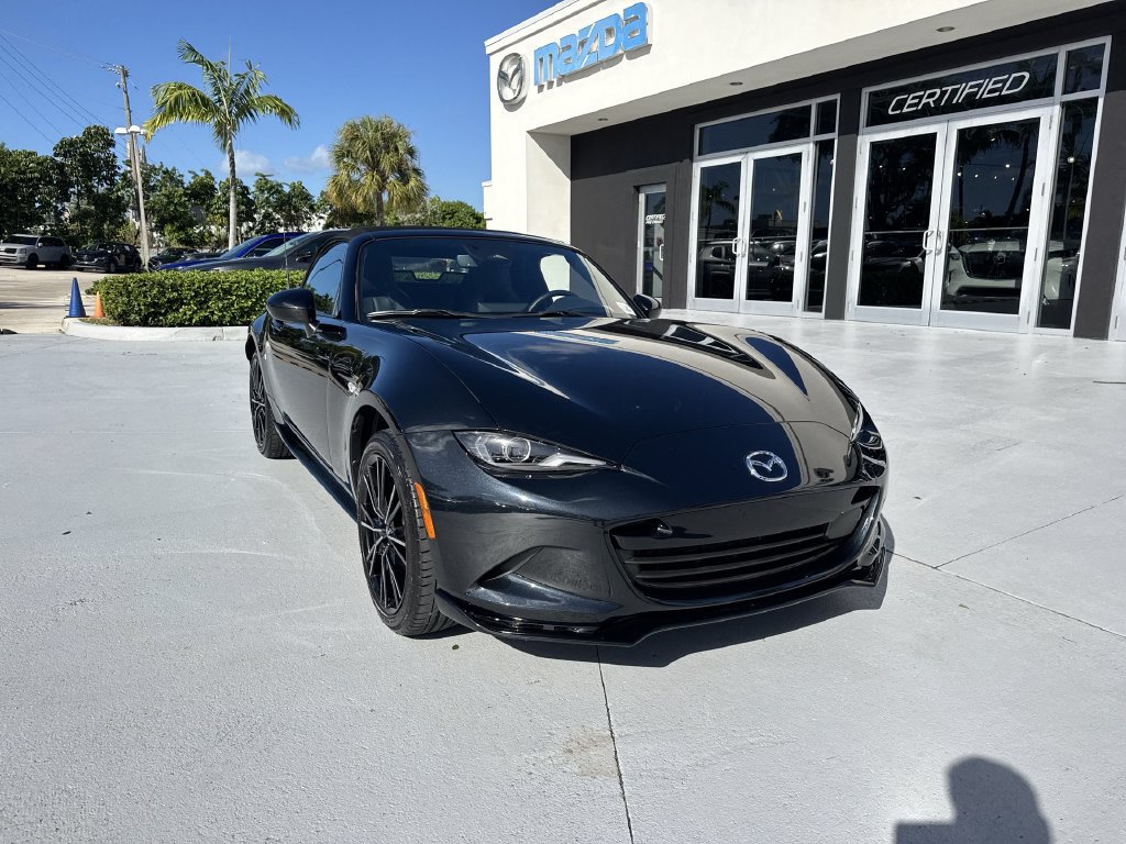 Used 2025 MAZDA MX-5 Miata Grand Touring w/ Appearance Package RWD image 7