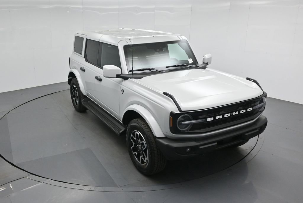 New 2026 Ford Bronco Outer Banks AWD/4WD image 37