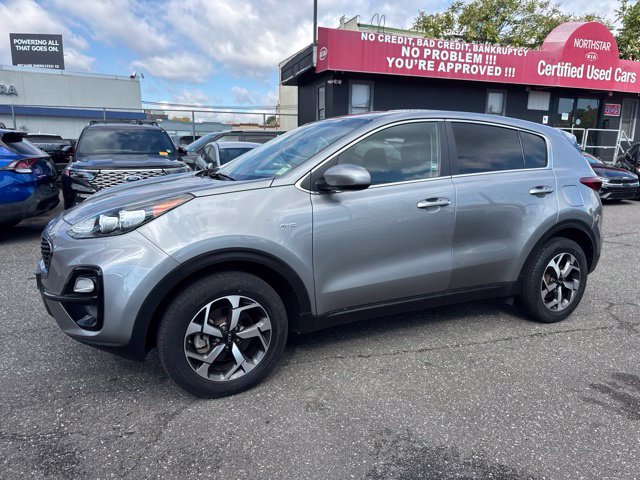 Used 2020 Kia Sportage LX AWD/4WD image 2