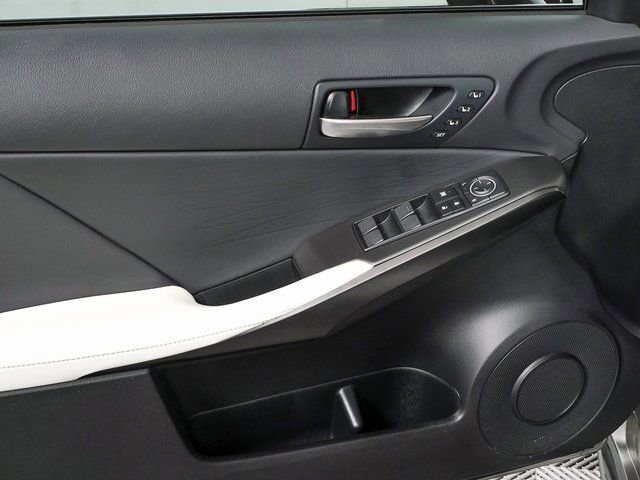 Used 2022 Lexus IS 350 F Sport image 6