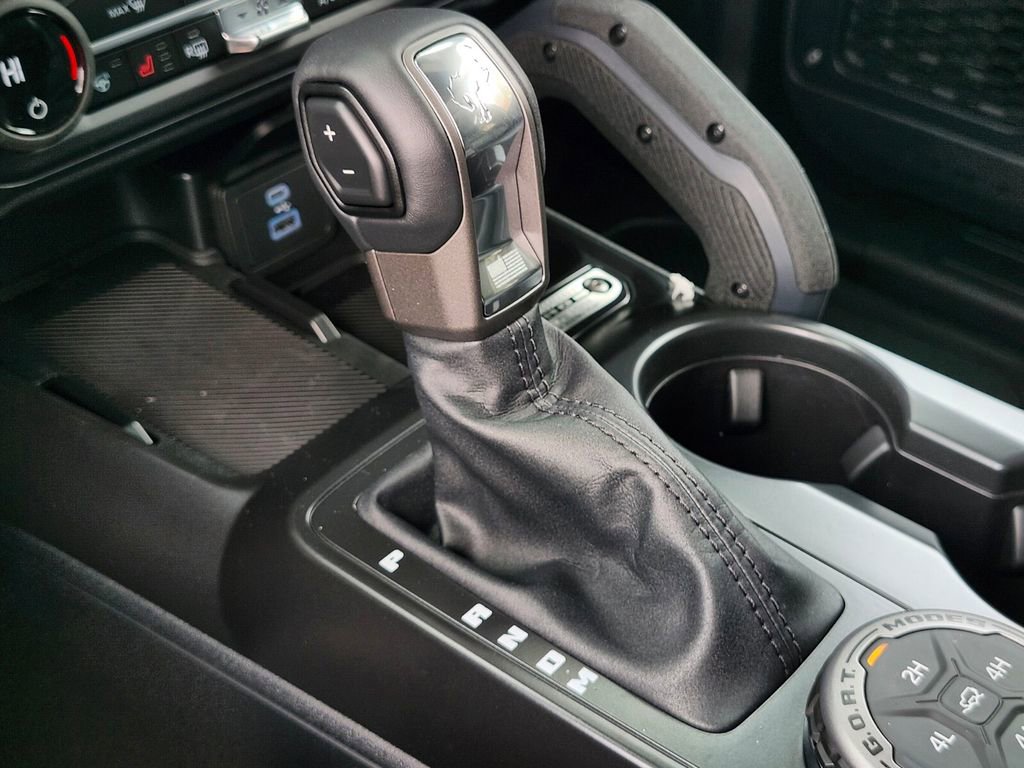 New 2025 Ford Bronco Badlands image 25