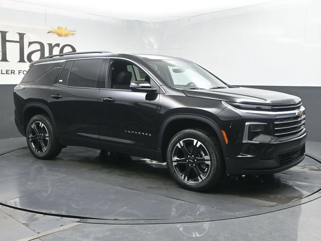 New 2027 Chevrolet Traverse LT w/ Sun and Wheel Package FWD image 6