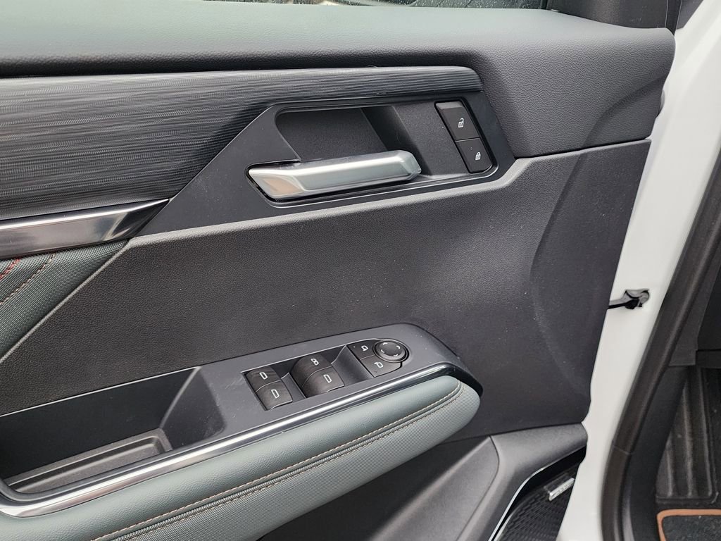 New 2026 GMC Acadia AT4 w/ Super Cruise Package image 14