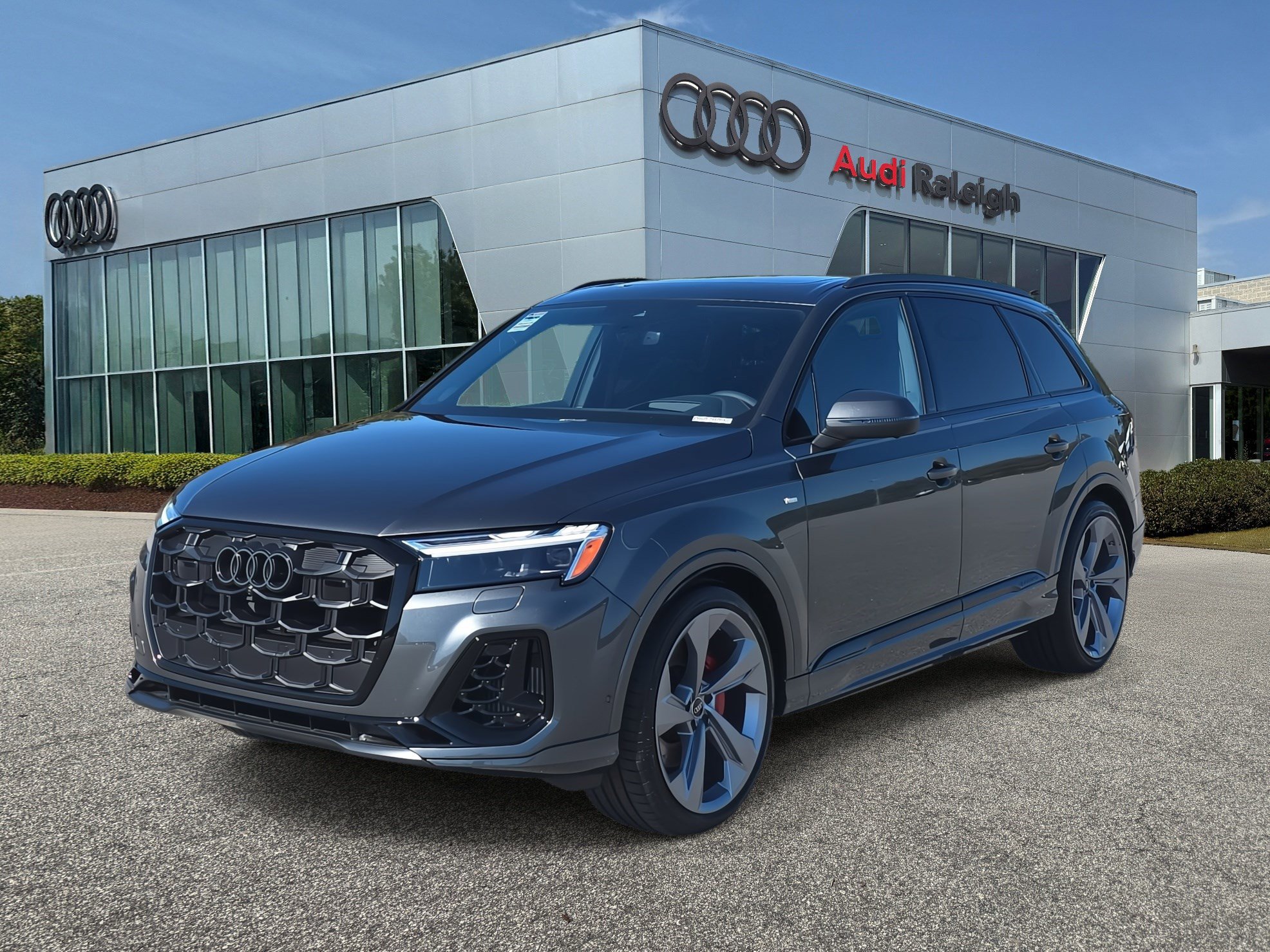 New 2026 Audi Q7 3.0T Prestige image 1