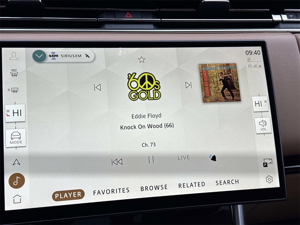 Used 2024 Land Rover Range Rover Long Wheelbase SE image 21