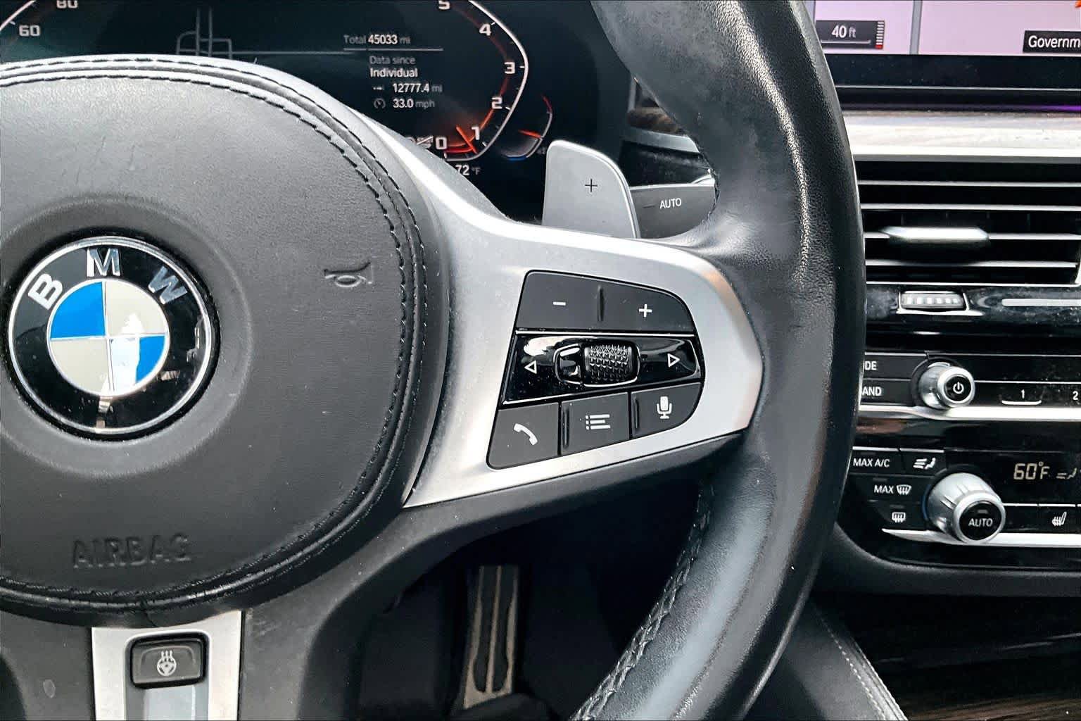 Used 2021 BMW M550i xDrive w/ Premium Package image 17
