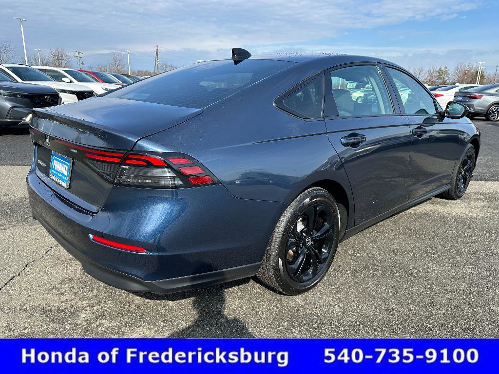 Certified 2025 Honda Accord SE image 6