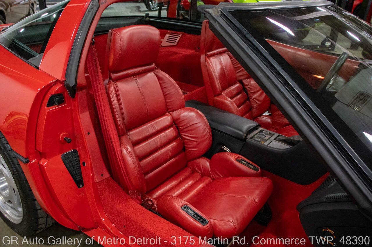 Used 1990 Chevrolet Corvette ZR-1 RWD image 40