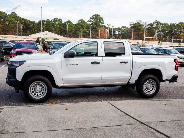 Used 2023 Chevrolet Colorado W/T image 3