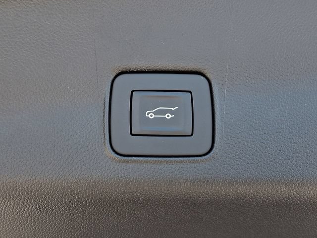 Used 2025 Chevrolet TrailBlazer RS w/ Convenience Package AWD/4WD image 33