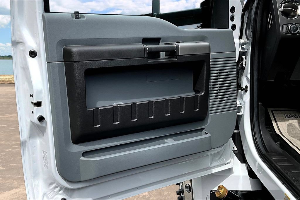 Used 2027 Ford F650 2WD Regular Cab Super Duty image 21