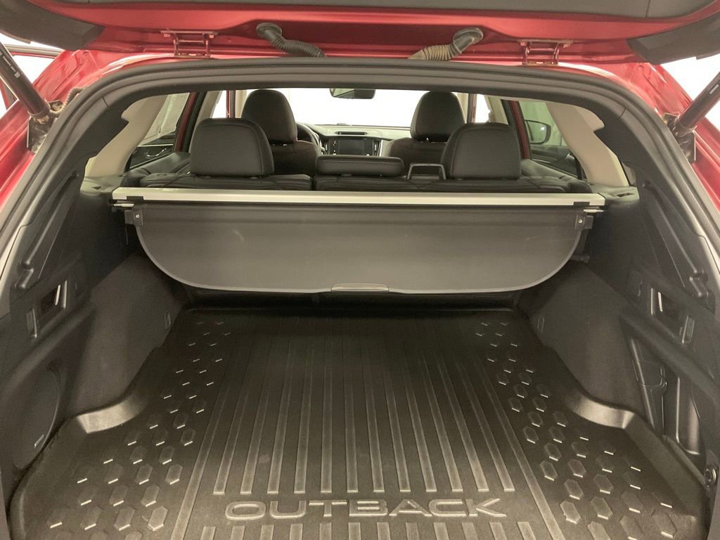 Used 2022 Subaru Outback Limited image 10