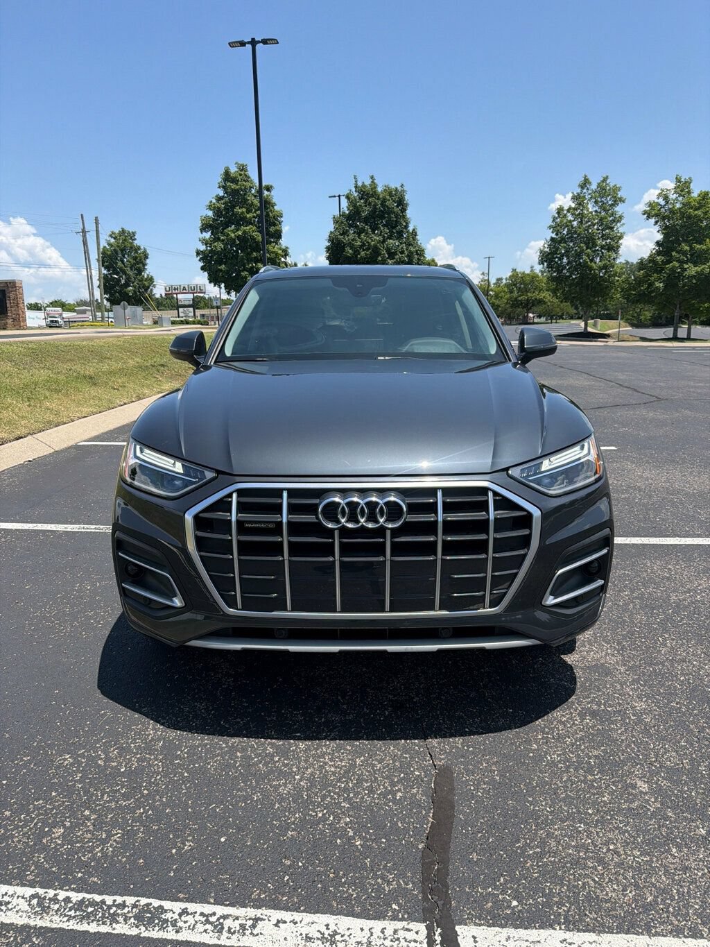 Used 2021 Audi Q5 2.0T Premium w/ Convenience Package AWD/4WD image 2