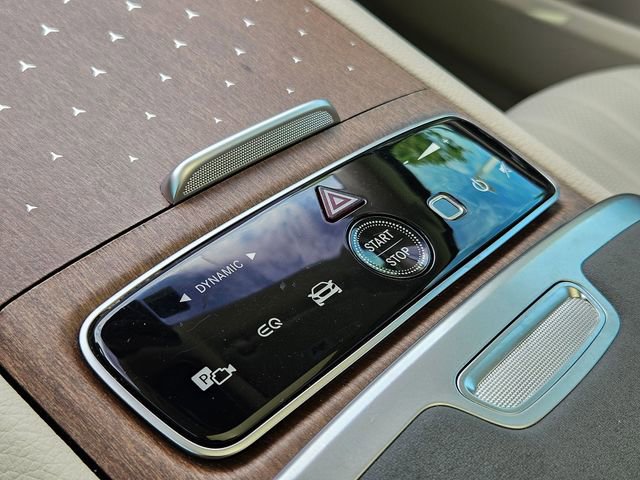 Used 2023 Mercedes-Benz EQS 580 4MATIC SUV image 22