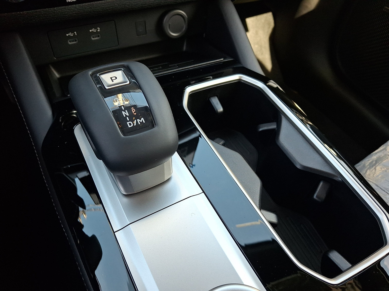 New 2026 Mitsubishi Outlander LE AWD/4WD image 12