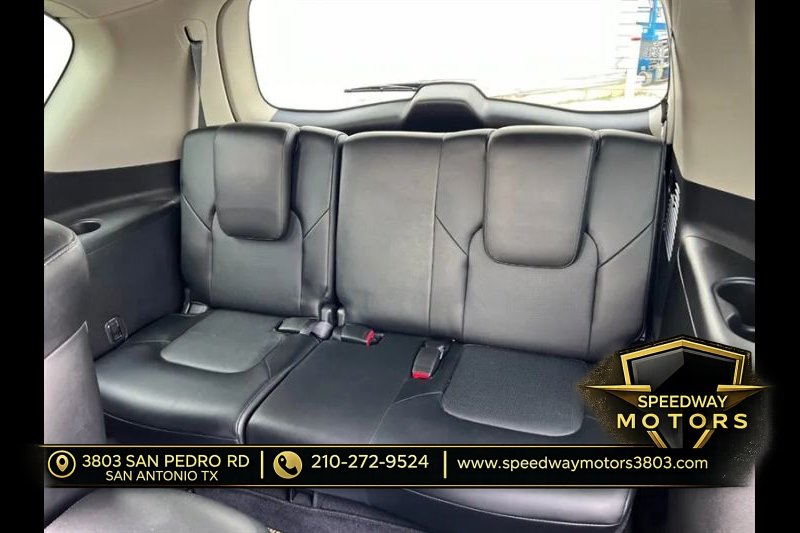 Used 2017 INFINITI QX80 2WD w/ Driver Assistance Package image 18