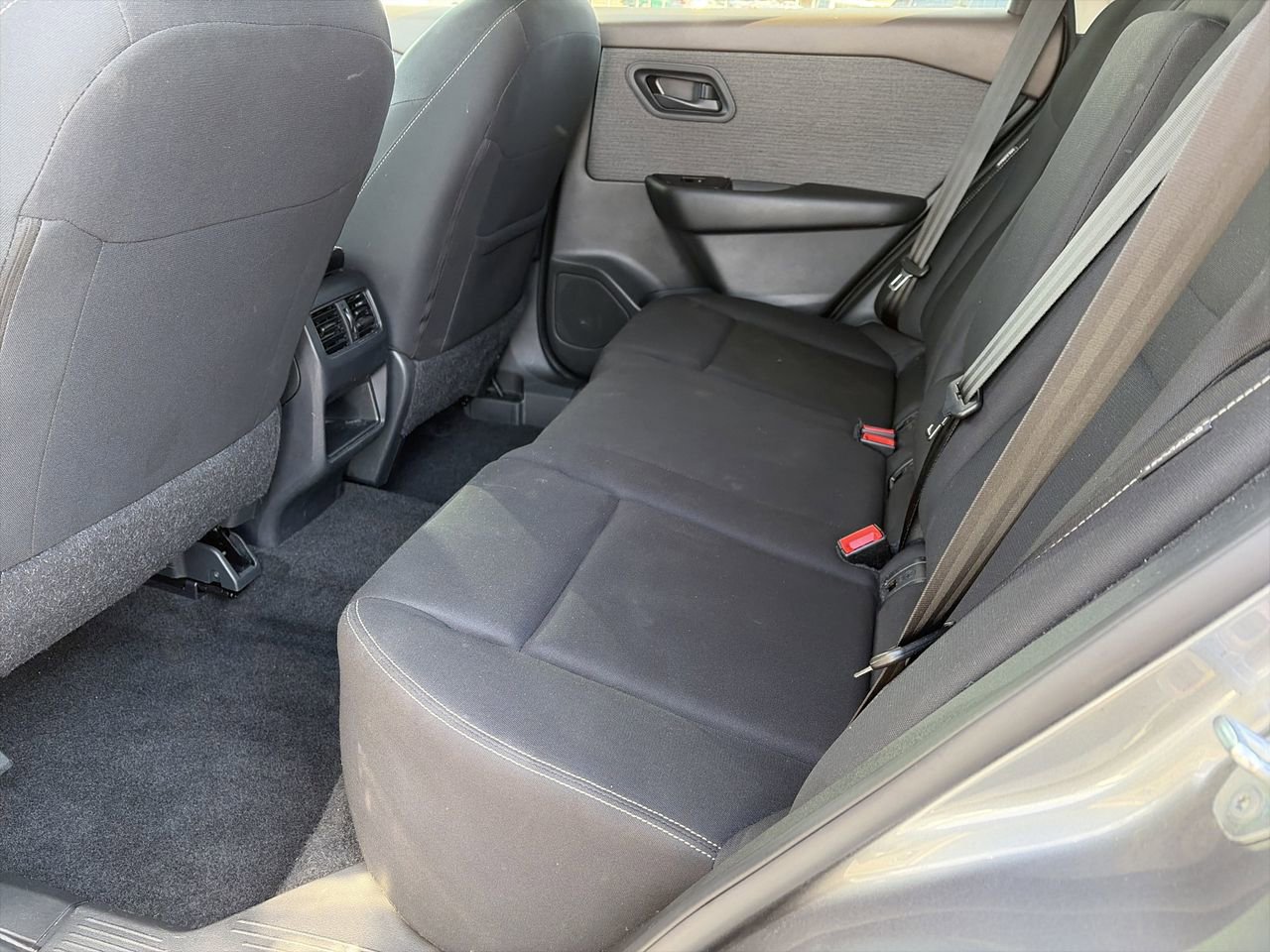 Certified 2023 Nissan Rogue S image 28