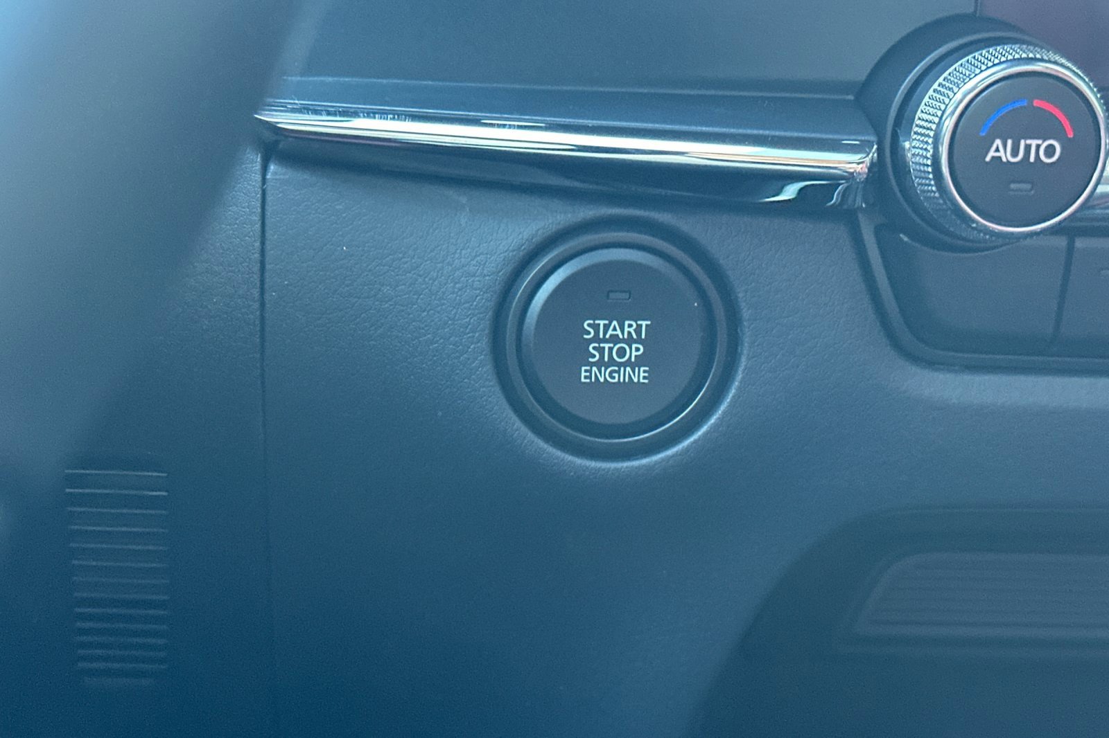 Used 2025 MAZDA CX-30 AWD 2.5 S w/ Preferred Package image 23