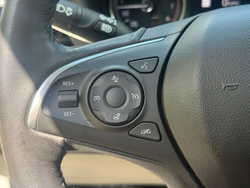 Used 2021 Buick Enclave Premium w/ Sun and Sites Package AWD/4WD image 28
