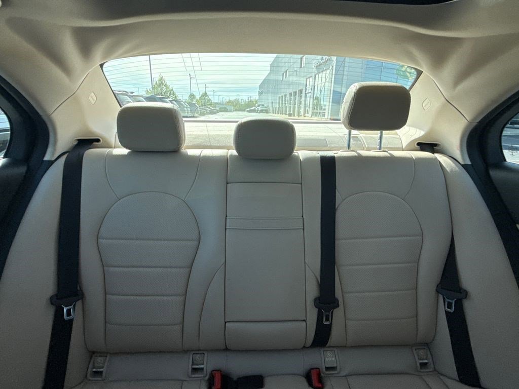 Used 2016 Mercedes-Benz C 300 4MATIC Sedan image 18