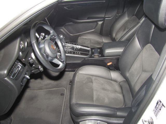 Used 2021 Porsche Macan AWD/4WD image 10