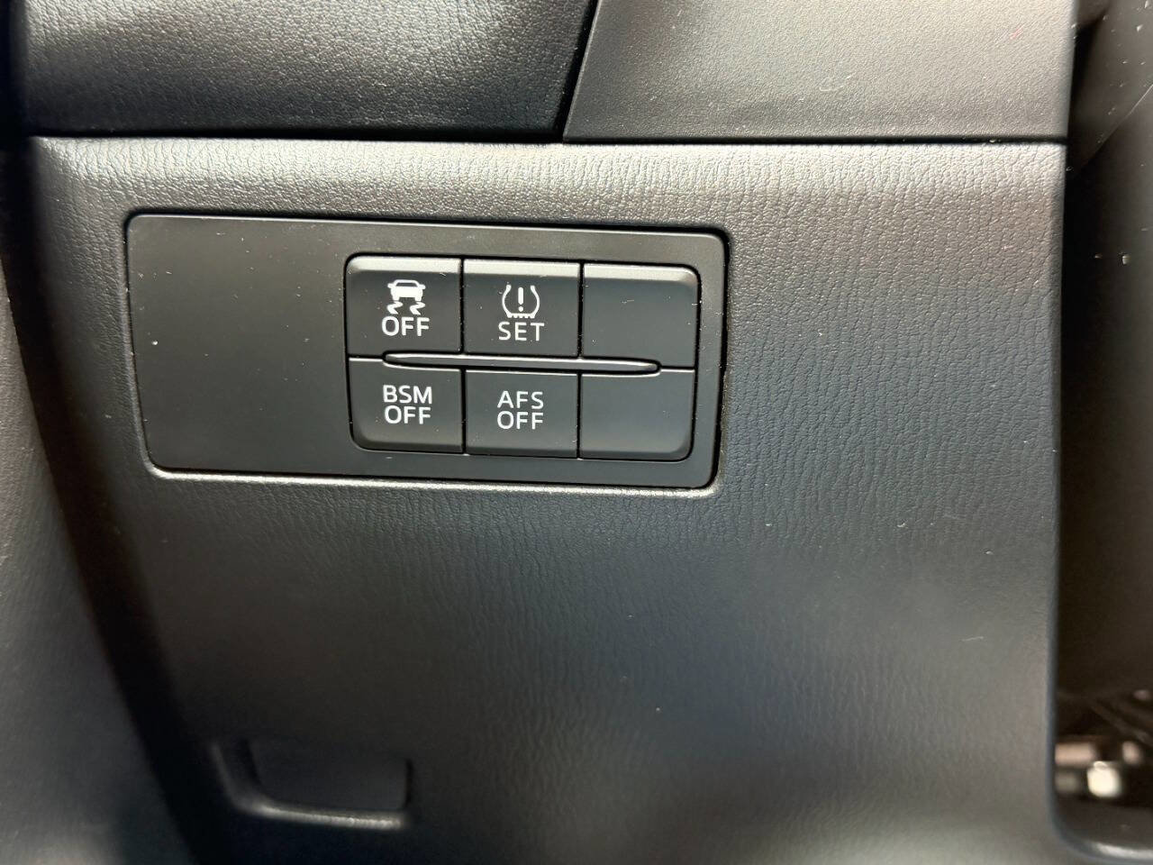 Used 2015 MAZDA MAZDA3 s Grand Touring FWD image 30