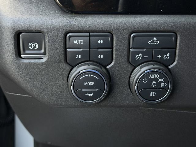 Used 2024 Chevrolet Silverado 1500 LT Trail Boss w/ Convenience Package II image 26