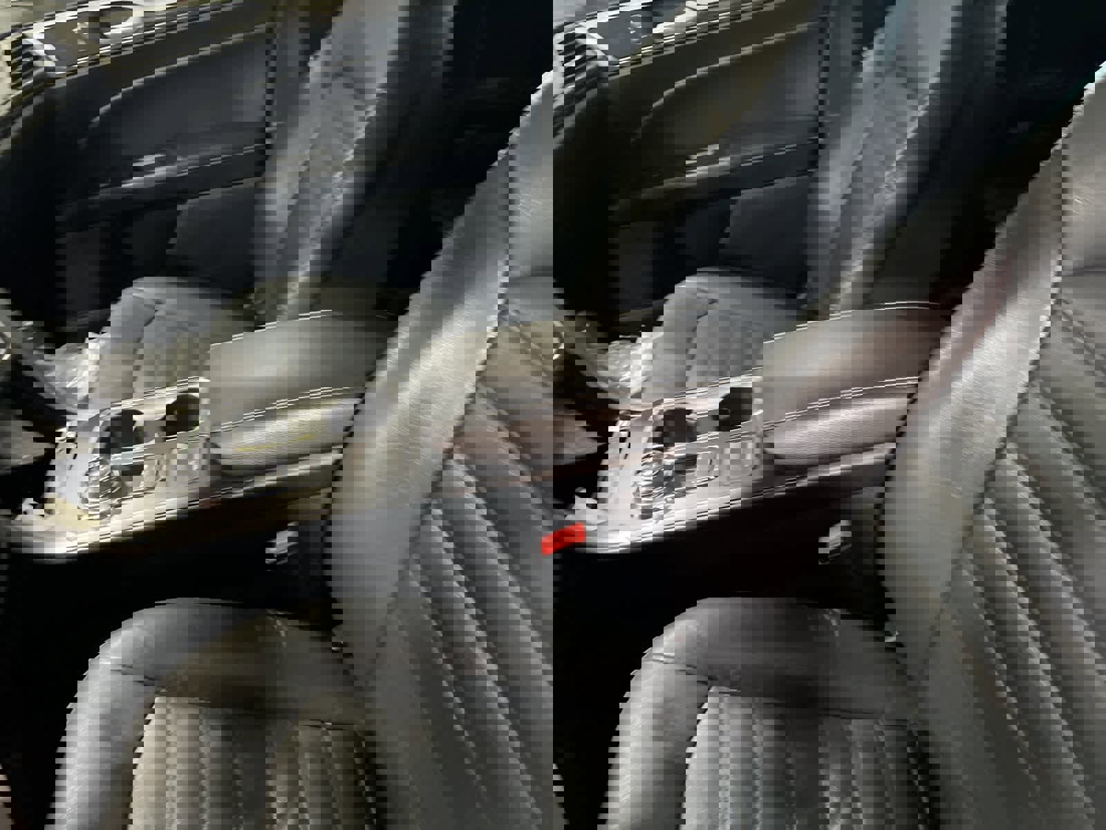 Used 2017 Ford Fusion SE w/ Fusion SE Technology Package image 24