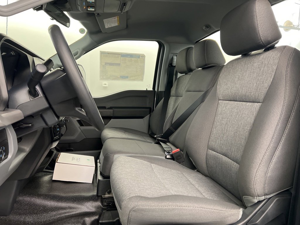 New 2026 Ford F550 4x4 Regular Cab Super Duty image 21