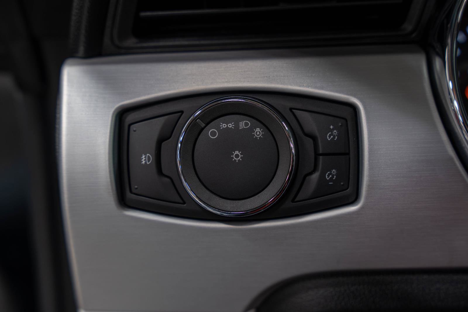 Used 2015 Ford Mustang GT Premium w/ Equipment Group 401A image 86