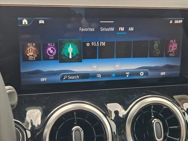 New 2026 Mercedes-Benz GLA 250 GLA 250 image 8