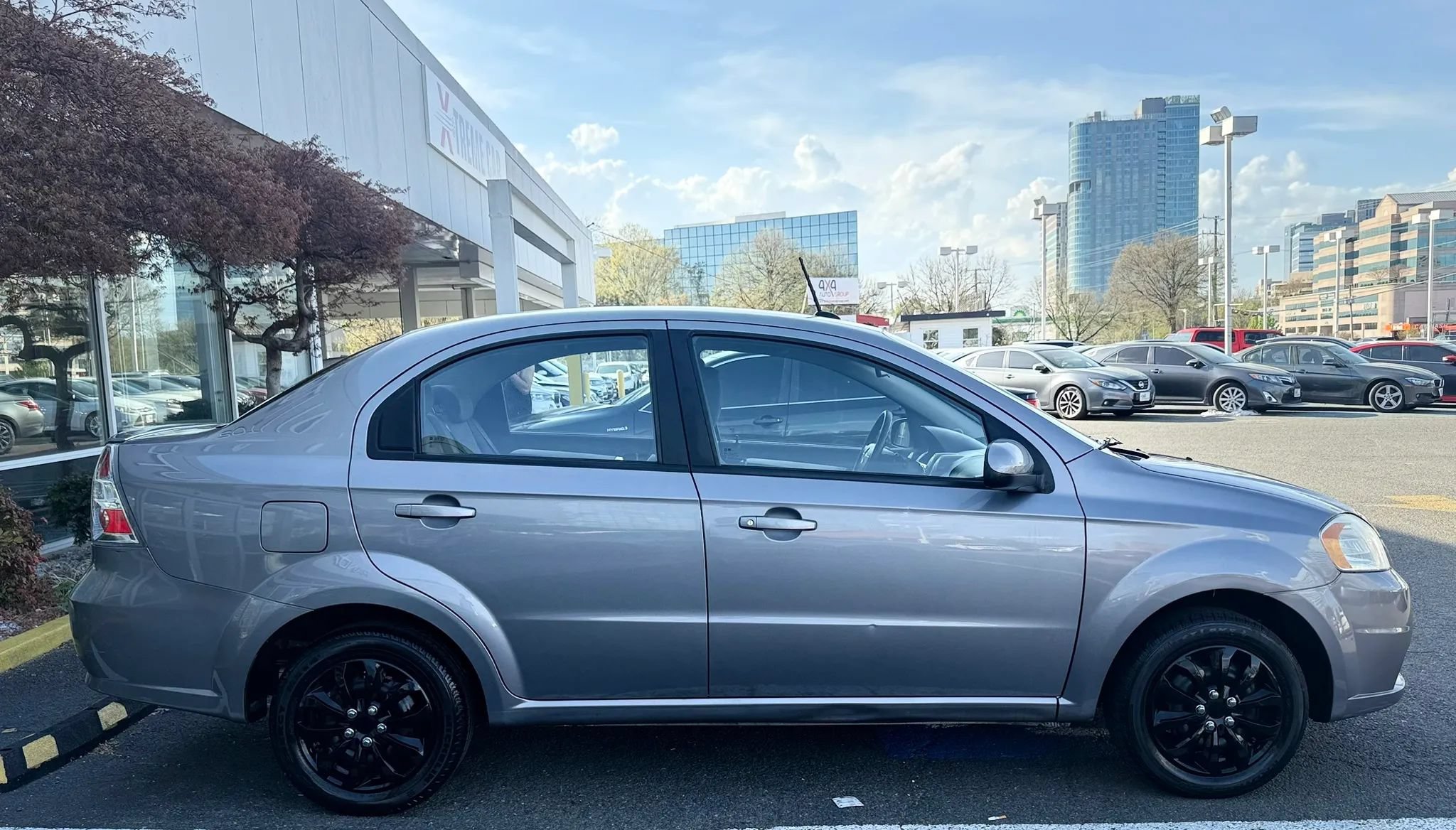 Used 2011 Chevrolet Aveo LT w/ Power and Convenience Package FWD image 7