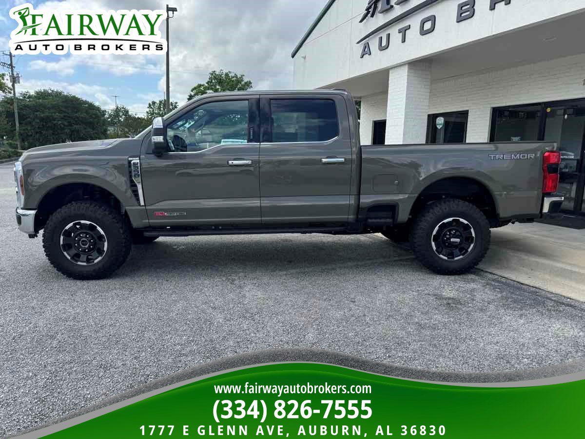 Used 2026 Ford F350 King Ranch w/ Tremor Off-Road Package AWD/4WD image 8