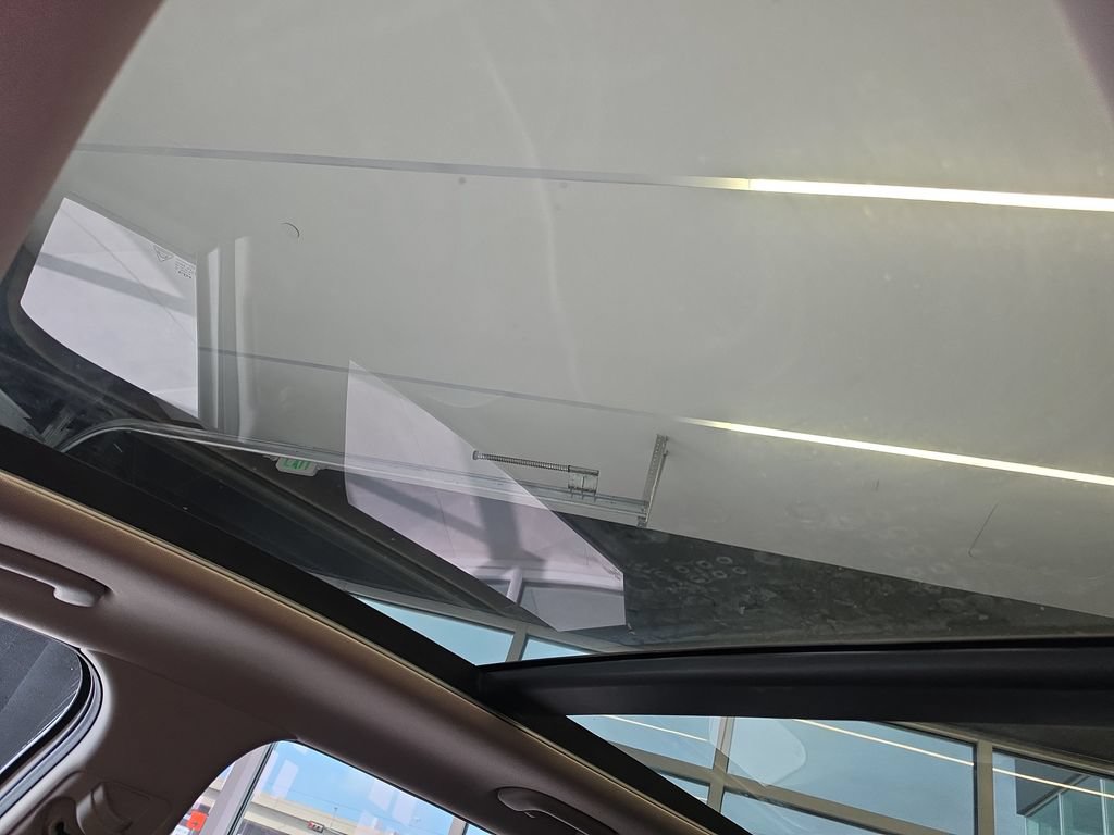 Certified 2023 Kia Sorento S w/ Panoramic Sunroof Package FWD image 30