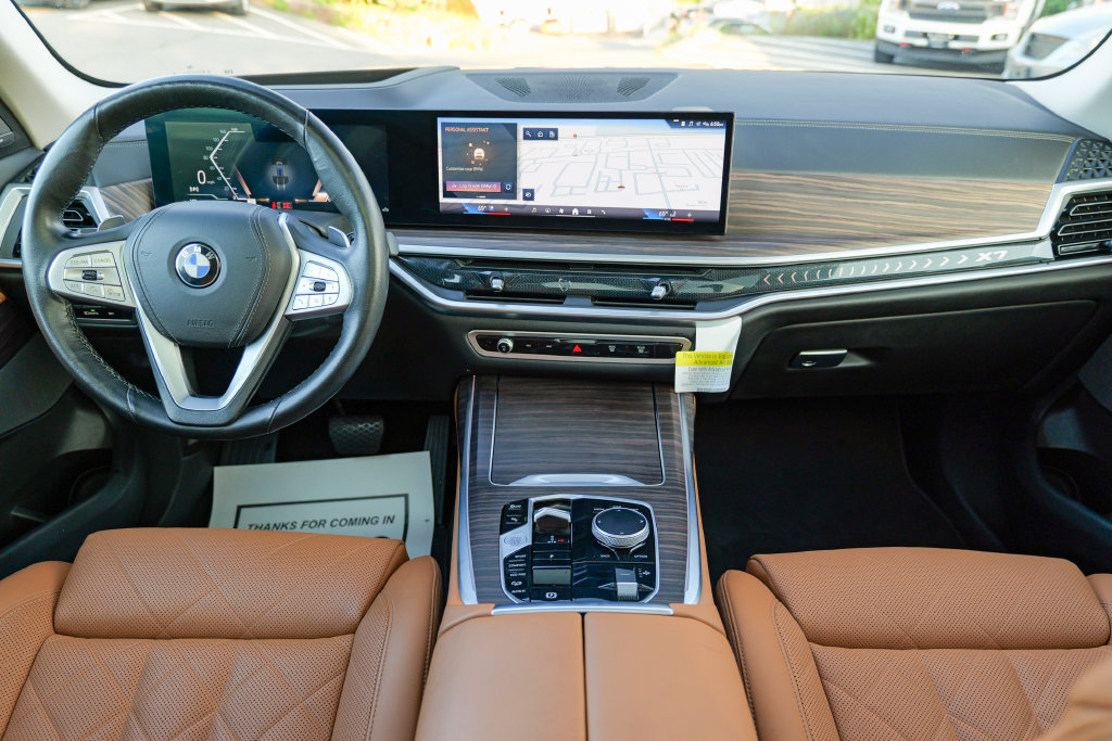 Used 2024 BMW X7 xDrive40i AWD/4WD image 44