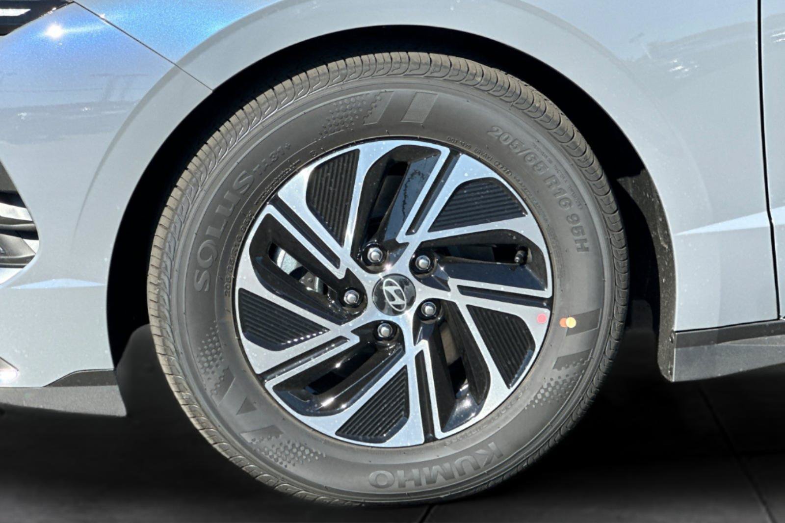 New 2027 Hyundai Sonata Blue FWD image 25