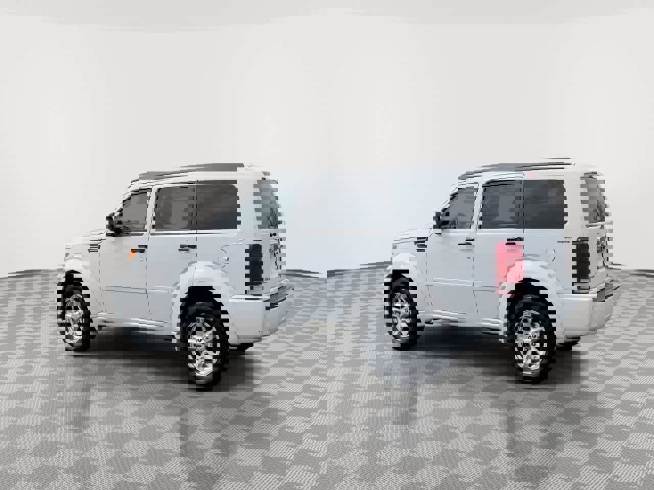 Used 2011 Dodge Nitro SXT image 6