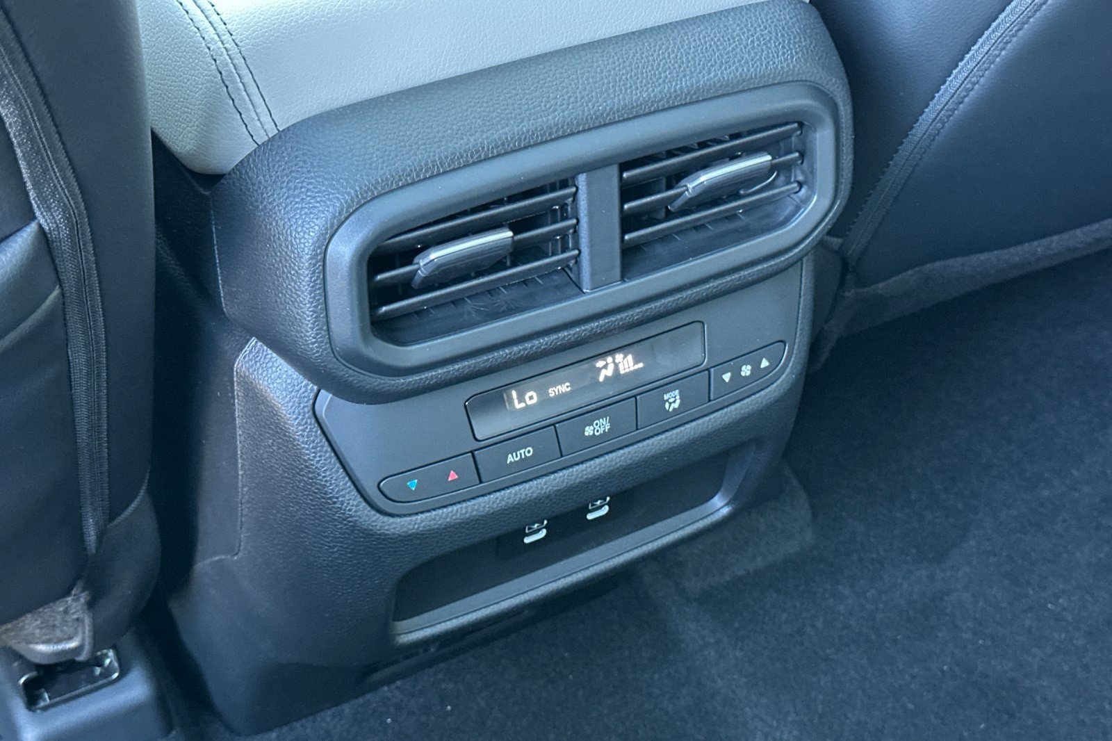New 2026 Honda Pilot Touring image 33