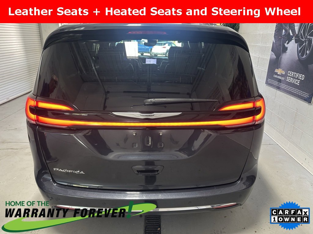 Used 2021 Chrysler Pacifica Touring-L image 20