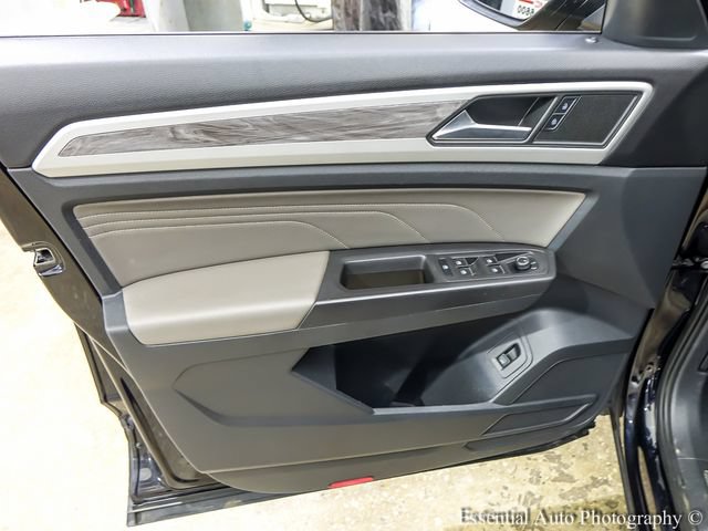Used 2023 Volkswagen Atlas Cross Sport SE AWD/4WD image 19